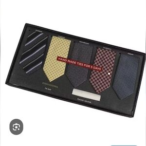 CLASIC BUSINESS COLLECTION NECKTIE SET OF 5